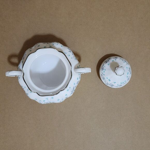 Spode Loralie Sugar Bowl with Lid Scalloped White Grey Teal Floral 4.75" Tall - Picture 5 of 9